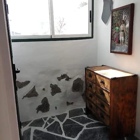 Aloelux !! - Private With Pool , Jacuzzi, Cinema, Massage ,wonderful View, Art Desing Ferienhaus