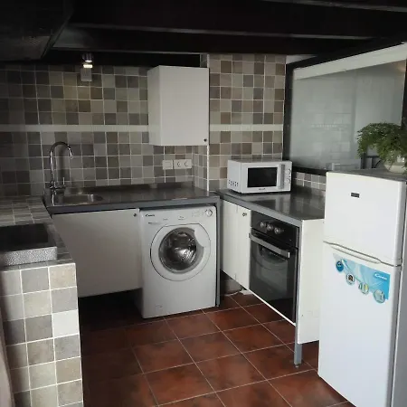 Aloelux !! - Private With Pool , Jacuzzi, Cinema, Massage ,wonderful View, Art Desing Ferienhaus