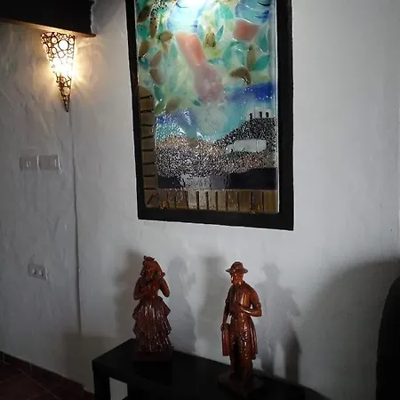 Aloelux !! - Private With Pool , Jacuzzi, Cinema, Massage ,wonderful View, Art Desing Ferienhaus