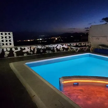 Aloelux !! - Private With Pool , Jacuzzi, Cinema, Massage ,wonderful View, Art Desing Ferienhaus Tías